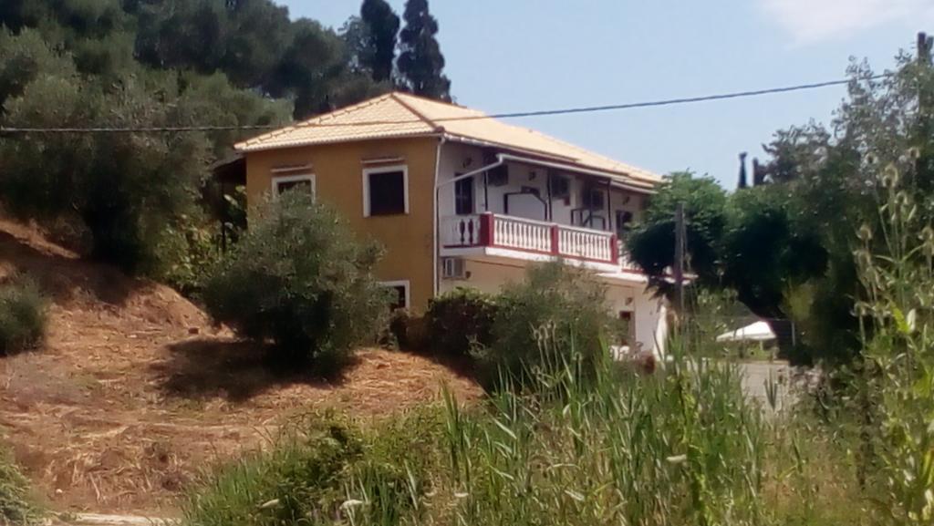 Отель Corfu Country House Виталадес Экстерьер фото